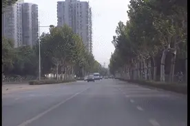 90多岁老军医一天的工作，你可能想不到图片