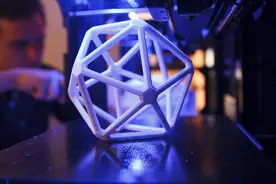 新知｜30微米，世界上最小的船诞生——3D打印技术走进微观世界图片