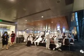 上港队在多哈的备战生活，告别盒饭，训练场开练图片