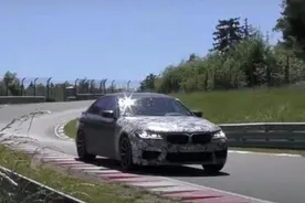 新款宝马M5 CS谍照曝光，搭载4.4升V8发动机，预计2021年开始生产图片