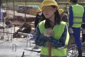 马上评｜踩着“打工人”蹭热点并不好笑图片
