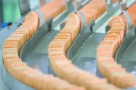 青食：一袋饼干的“时代传奇”图片
