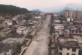 毕节一小镇基础设施十分齐全却仍被遗弃，背后原因令人唏嘘视频封面