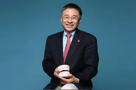 小孩子露牙龈笑怎么办？图片