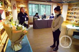 90后播音主持专业小姐姐当公墓管理员：男友也干这个家人理解支持图片