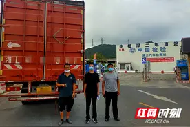 宜章交警远赴千里与深圳交警联合布控成功查缉重点隐患车辆图片