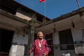 丽水103岁老人的时尚生活，让人好生羡慕，你见过吗图片