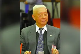 果然下手了！台媒：批台军“战力是0”的台退役上将，被“逼”辞任台商学校董事一职图片