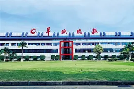 羊城创意产业园获颁“2020广州最具价值文化园区”图片