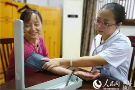 家庭医生陈朝艳：送医送药送去温暖和希望图片