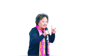 谷文月：杨三姐原型杨三娥 去世前才敢看《杨三姐告状》图片