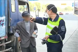 汽车尾气超标？罚！嘉定这些收费站和路口正在查图片