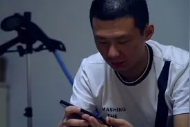 于欢出狱谈“刺死辱母者案”：后悔触犯法律，只求妈妈不怪我图片