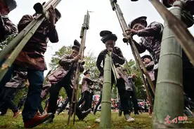 贵州从江：苗侗同胞欢度芦笙节图片