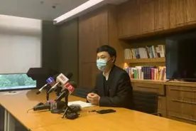 88岁老人将房产送给水果摊主，公证处：反复确认过图片