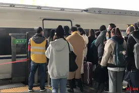 车次更多，上下方便，成灌铁路12月底前完成公交化一期改造图片