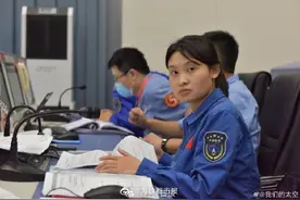 95后女孩成文昌发射场最年轻女指挥图片