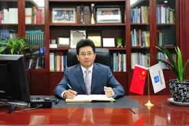 四川4位住建人荣获全国劳动模范称号图片