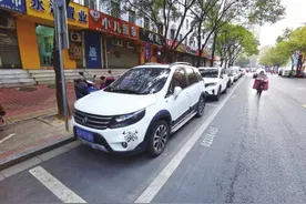 本月底郑州道路临时停车位将全部实现停车费无感支付图片