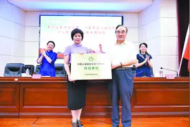 湖里这家医院：人才引得进留得住用得好 让居民"家门口"看名医图片