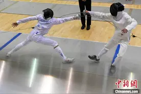 湖南举行青少年击剑锦标赛，普及击剑运动发展图片