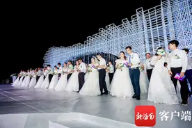 30对新人举行集体婚典 创意婚礼点亮三亚婚庆市场图片
