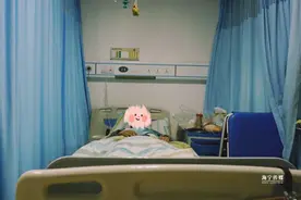 17岁男生打了场篮球后，腰直不起来了……父亲急打飞的接他到海宁……图片