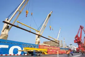中国高铁首次整体出口图片