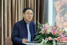 邵一鸣：中国青年学生中艾滋病流行呈增长趋势图片