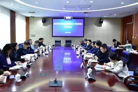 市住建委副主任、市房管局局长王桢带队前往金山开展解决在外过渡动迁居民安置工作专项督查图片
