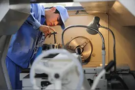 理上网来｜迈向现代化，为何还要倡导“学徒制”图片
