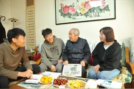 离休干部、宝鸡文理学院原党委书记李希廉捐资助学记图片
