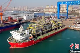 中远海运工程顺利承运巴西国家石油公司FPSO模块图片