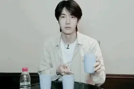 王一博的松紧裤连自家粉都不能忍，但他这几件衣服却是每个女孩垂涎已久的图片
