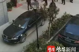 砸开生命通道火场救出母女3人的王海彦被表彰为“盐城见义勇为好市民”图片
