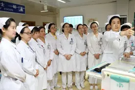 披肝沥胆只为患者早日康复——记烟台毓璜顶医院肝胆胰脾外二科主任孙世杰团队图片