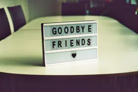 原来“See you later”的意思不是“待会见”图片