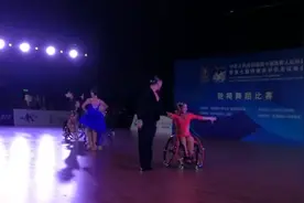 轮椅上的舞者：“我想要被看到美和力量”图片