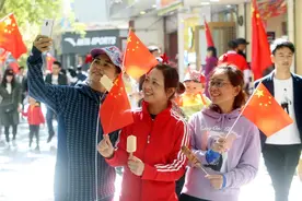 英国调查：中国人在新冠疫情面前展现出最强凝聚力图片