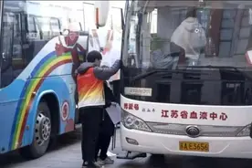 158200毫升热血温暖了这个寒冬图片