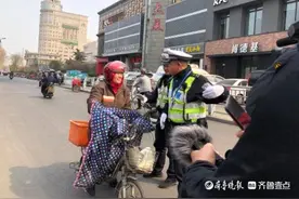 朋友圈流传交警强制拆除电动车挡风被？事情并不那么简单图片
