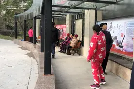 都市阳光嘉苑小区又多了一个休闲好去处图片