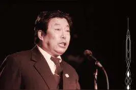 「黄河岸边的故事」向观众下跪的相声名家高英培祖籍是大年陈图片