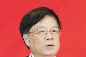 让中国品牌更加自信自强图片