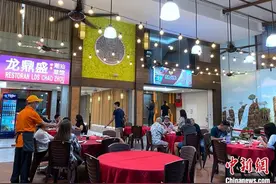 疫情下的亚罗街：坚持旧传统 开辟新市场图片