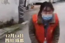 “我好几天没见过娃娃了！”这段喊话让人心疼又敬佩图片