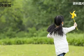 「紫牛头条」9岁孤女成“老赖”，法院致歉后，55万债务还要承担吗？图片
