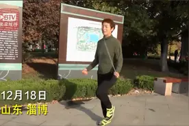山东大妈50分钟连续跳绳1万个，体重减掉30斤，自称希望能锻炼好身体图片