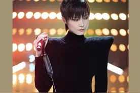 真的有被哥哥们油到……好想念2005的李宇春周笔畅们啊图片