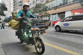 寒潮下，邮递员们是这样工作的……图片